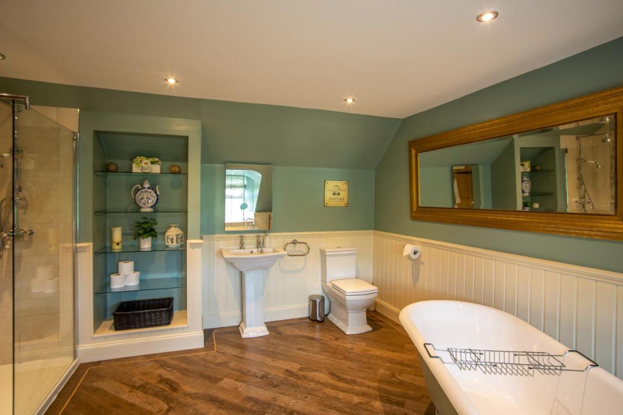 Ghillie'S Cottage Penpont Extérieur photo