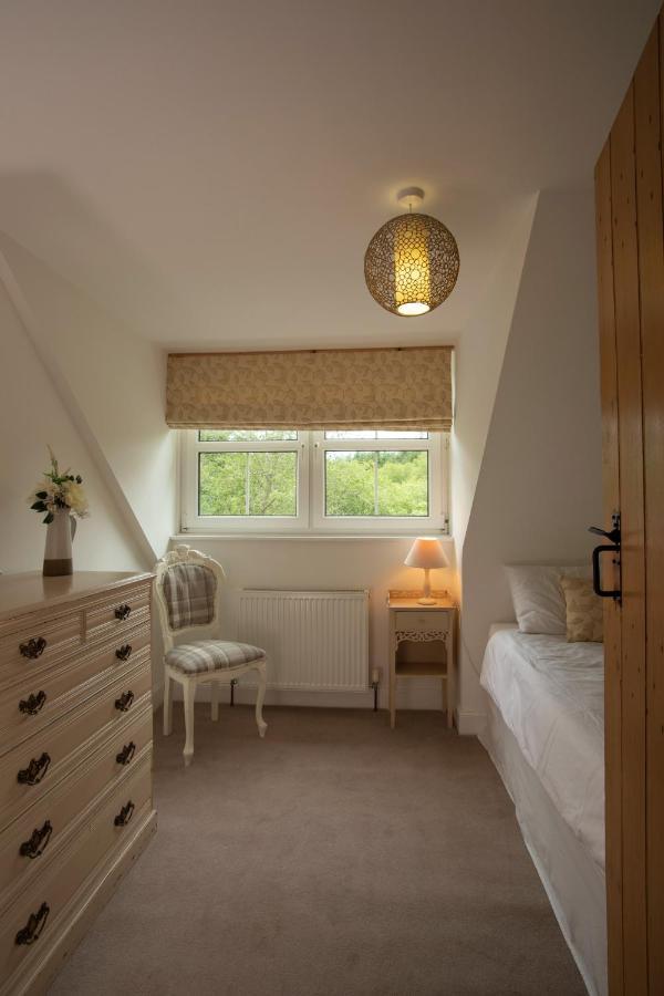 Ghillie'S Cottage Penpont Extérieur photo